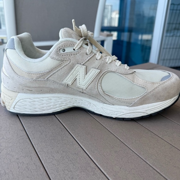 New Balance 2002R Sneakers in Calm Taupe Size 10.5 - Picture 8 of 11